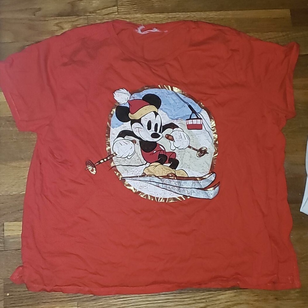 Vintage looking mickey mouse top